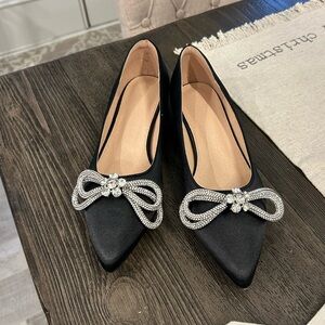 VETASTE Women's Ballet Flats Double Bow Pointed Toe Slip on Shoes size 9. Nwb